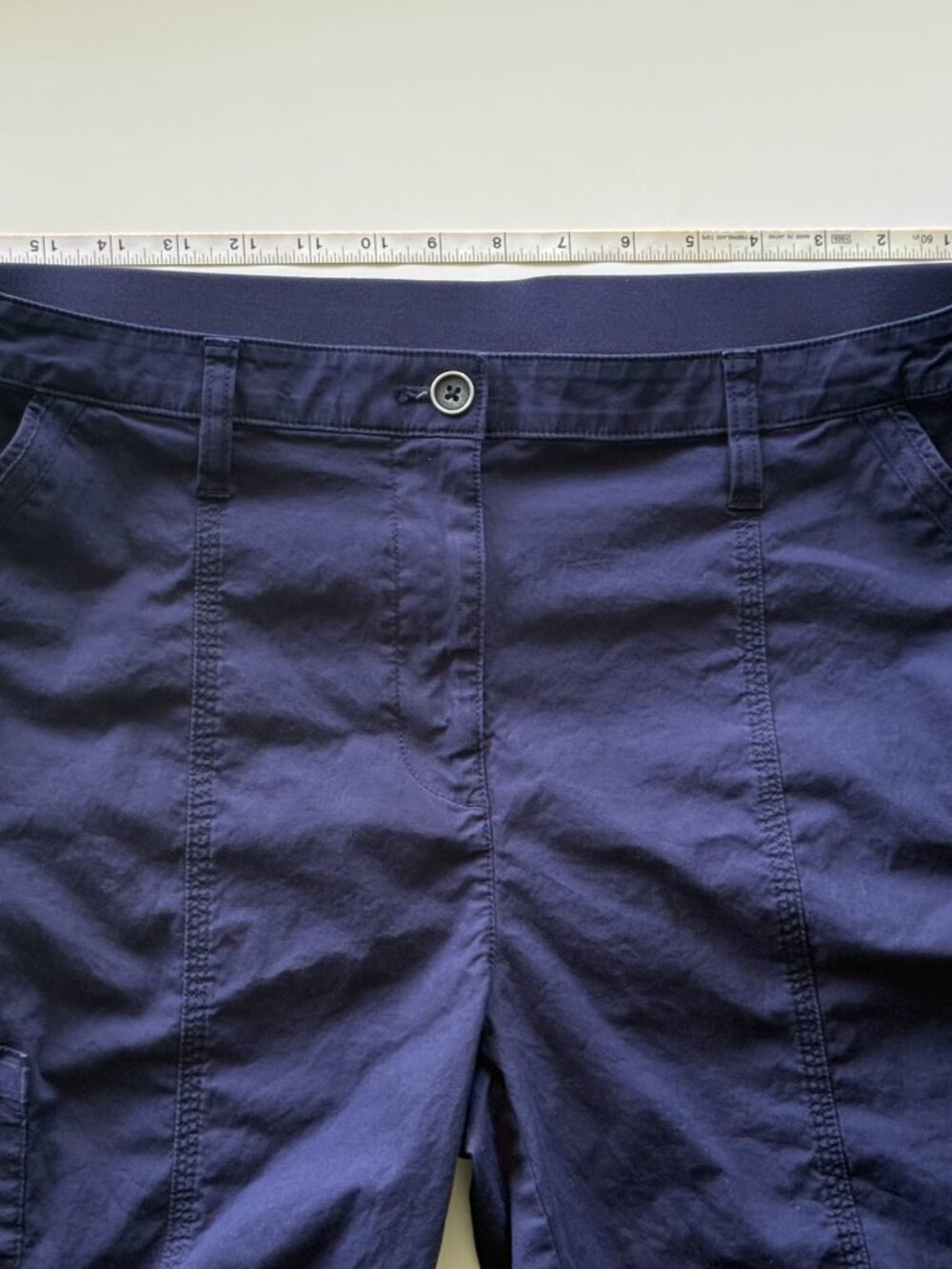 Chico's Navy Blue Cotton Poplin Cargo Shorts – Size 1.5 Short (US 10 / Medium)